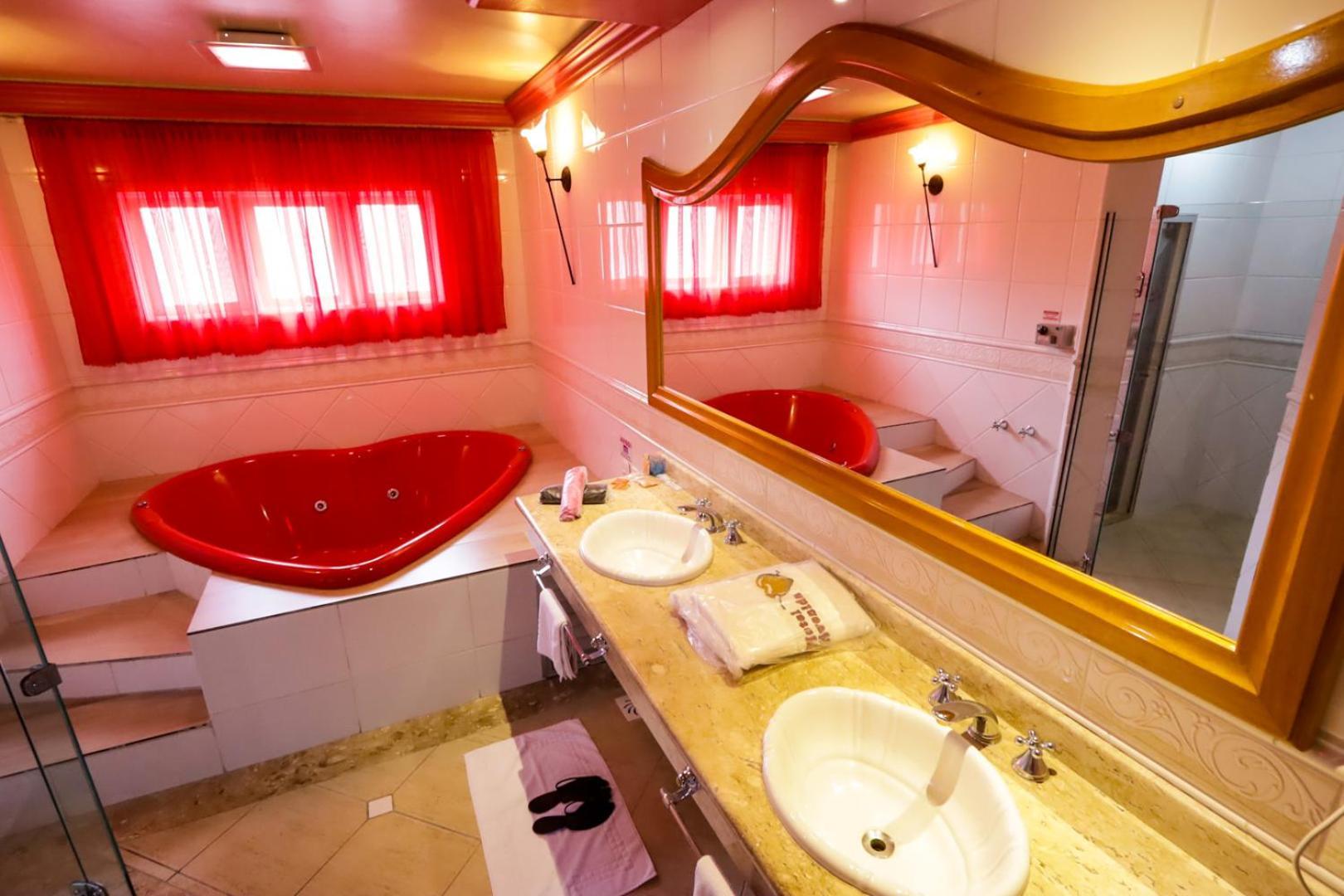 Motel Avenida (Adults Only) Γκραμάντο Εξωτερικό φωτογραφία